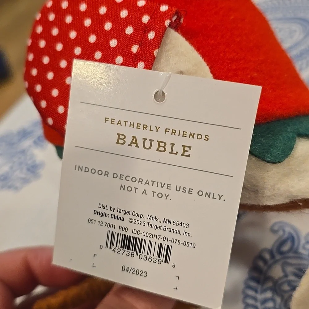 ❤️10/$13 Festive Bird Toy with Red and Green Outfit Christmas Decor